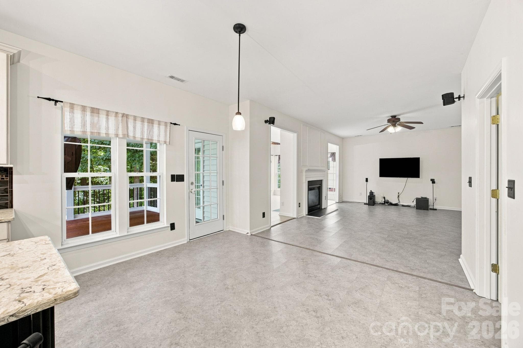 Breakfast area - 10309 Elven Lane, Charlotte