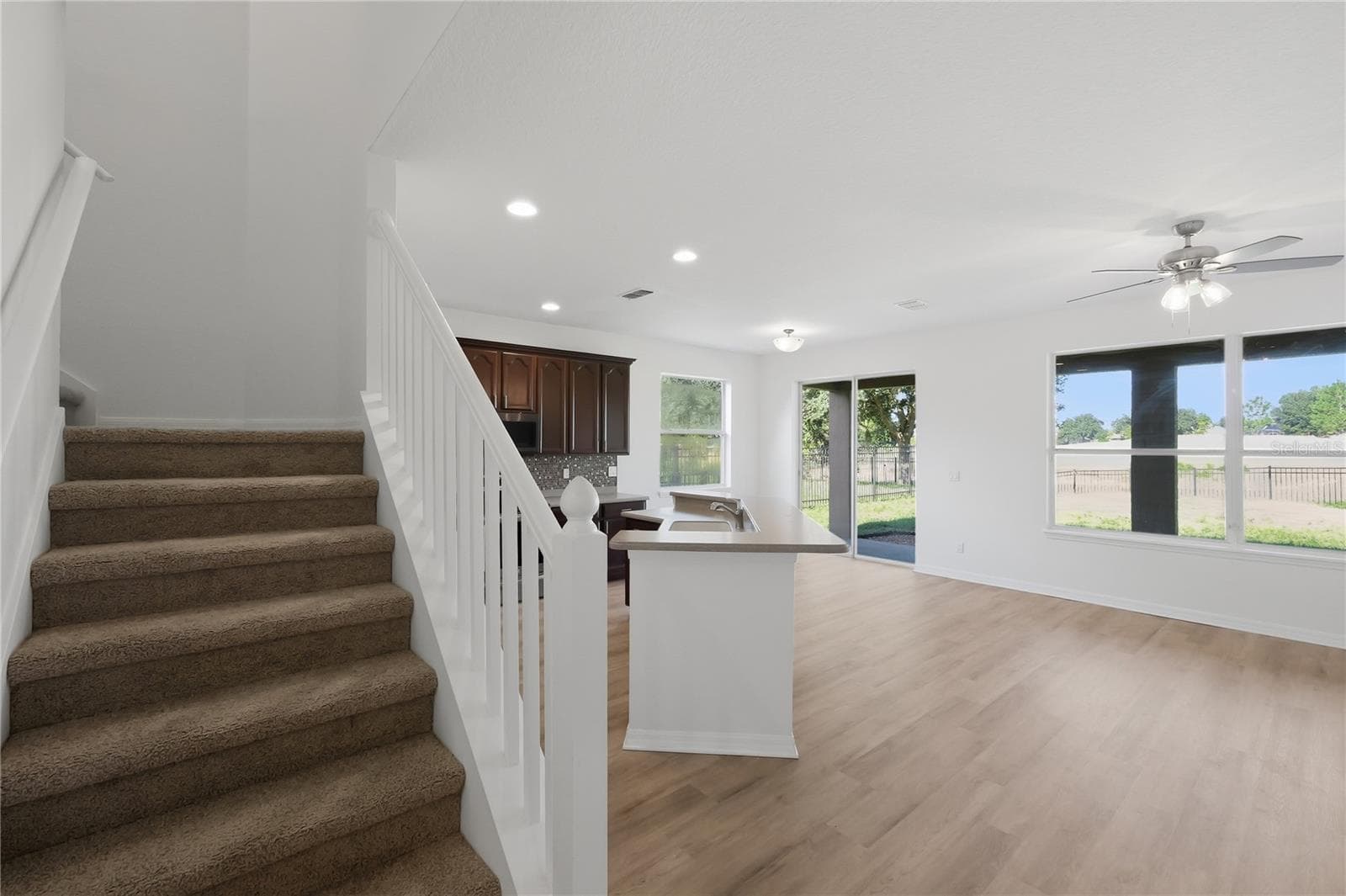 Single Family Residence at 34061 FORTUNADO ST, SORRENTO, photo 4 of 24