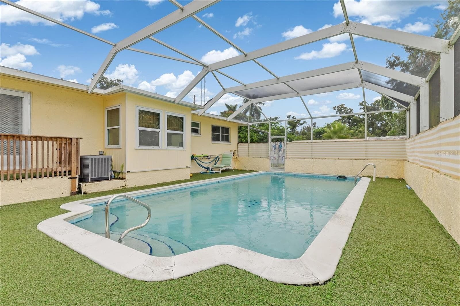 Single Family Residence at 2205 DIXIE AVE, PUNTA GORDA, photo 2 of 46