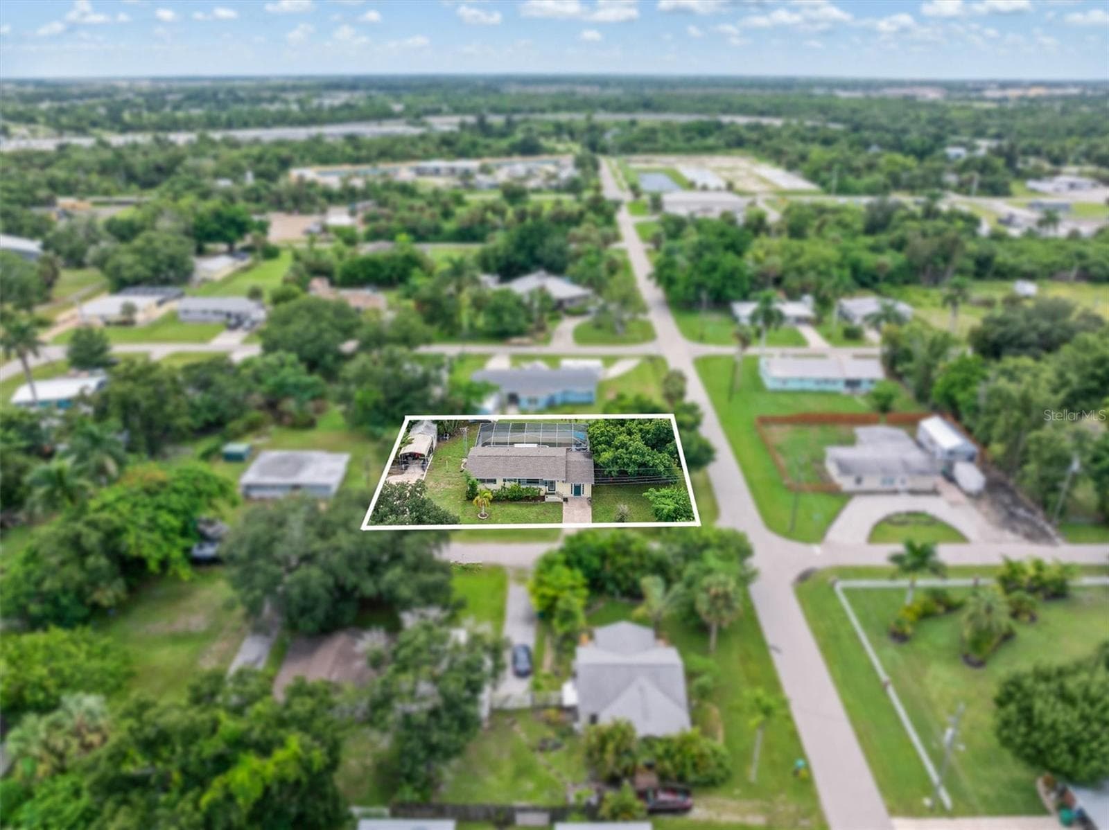 Single Family Residence at 2205 DIXIE AVE, PUNTA GORDA, photo 4 of 46