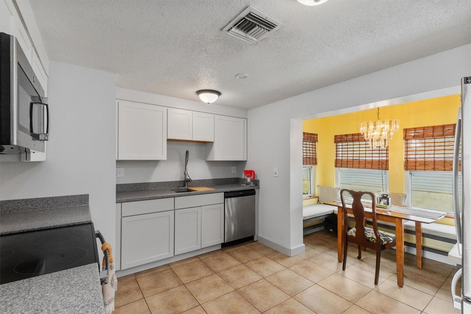 Single Family Residence at 2205 DIXIE AVE, PUNTA GORDA, photo 10 of 46