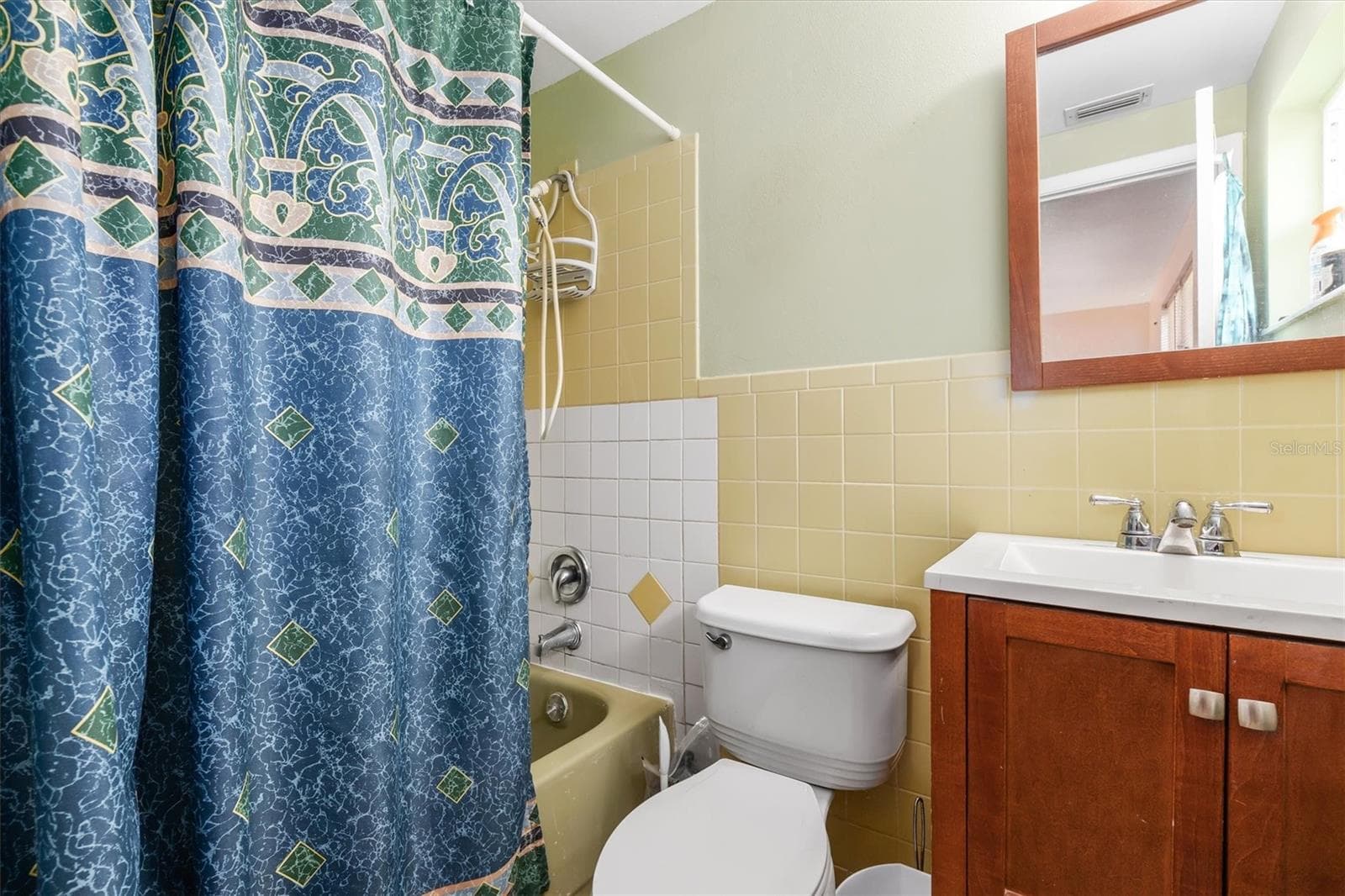 Single Family Residence at 2205 DIXIE AVE, PUNTA GORDA, photo 18 of 46