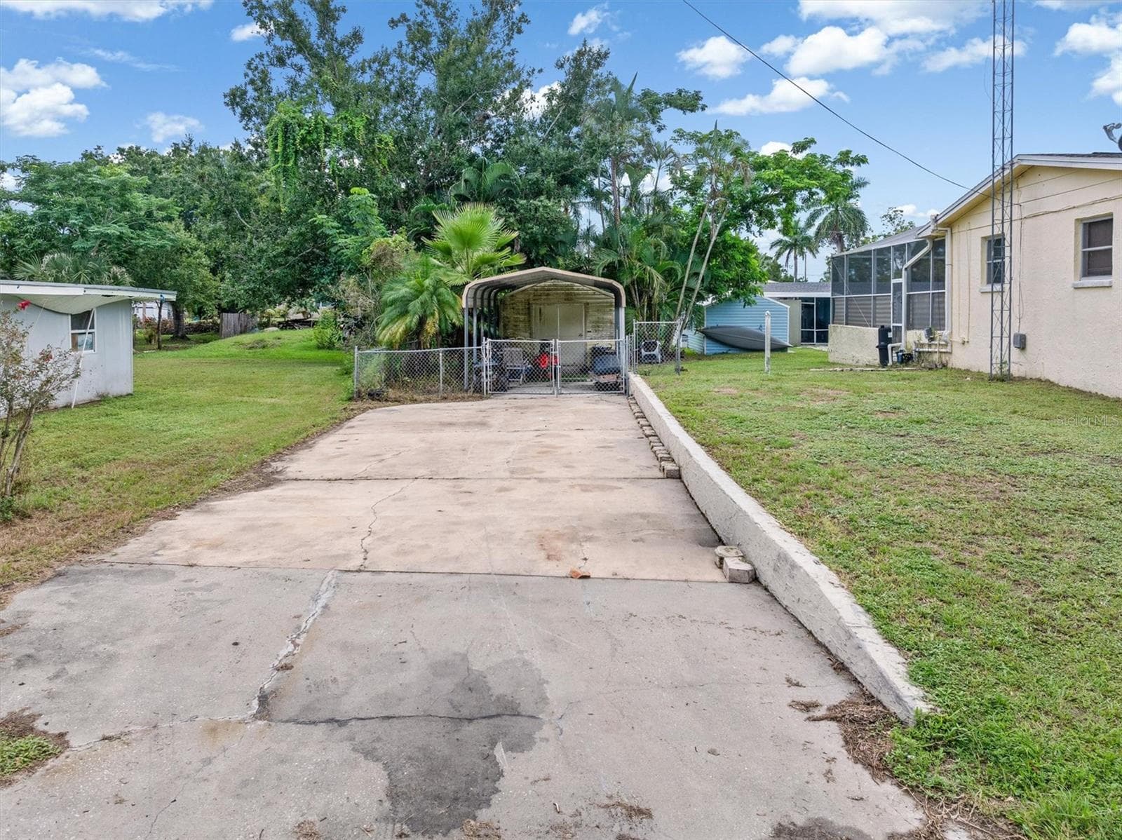 Single Family Residence at 2205 DIXIE AVE, PUNTA GORDA, photo 33 of 46