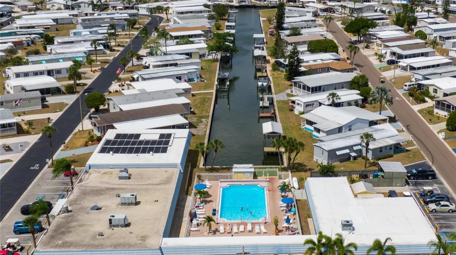 Manufactured Home at 225 S PORT ROYAL LN, APOLLO BEACH, photo 22 of 28