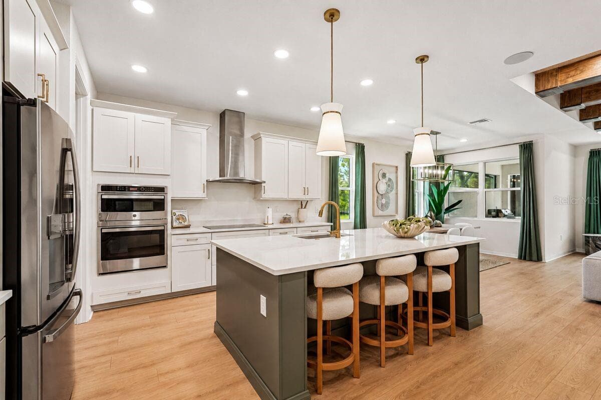 Kitchen-Photo description represents the model home of same floor plan. - 9621 VIBRANT LN, VENICE