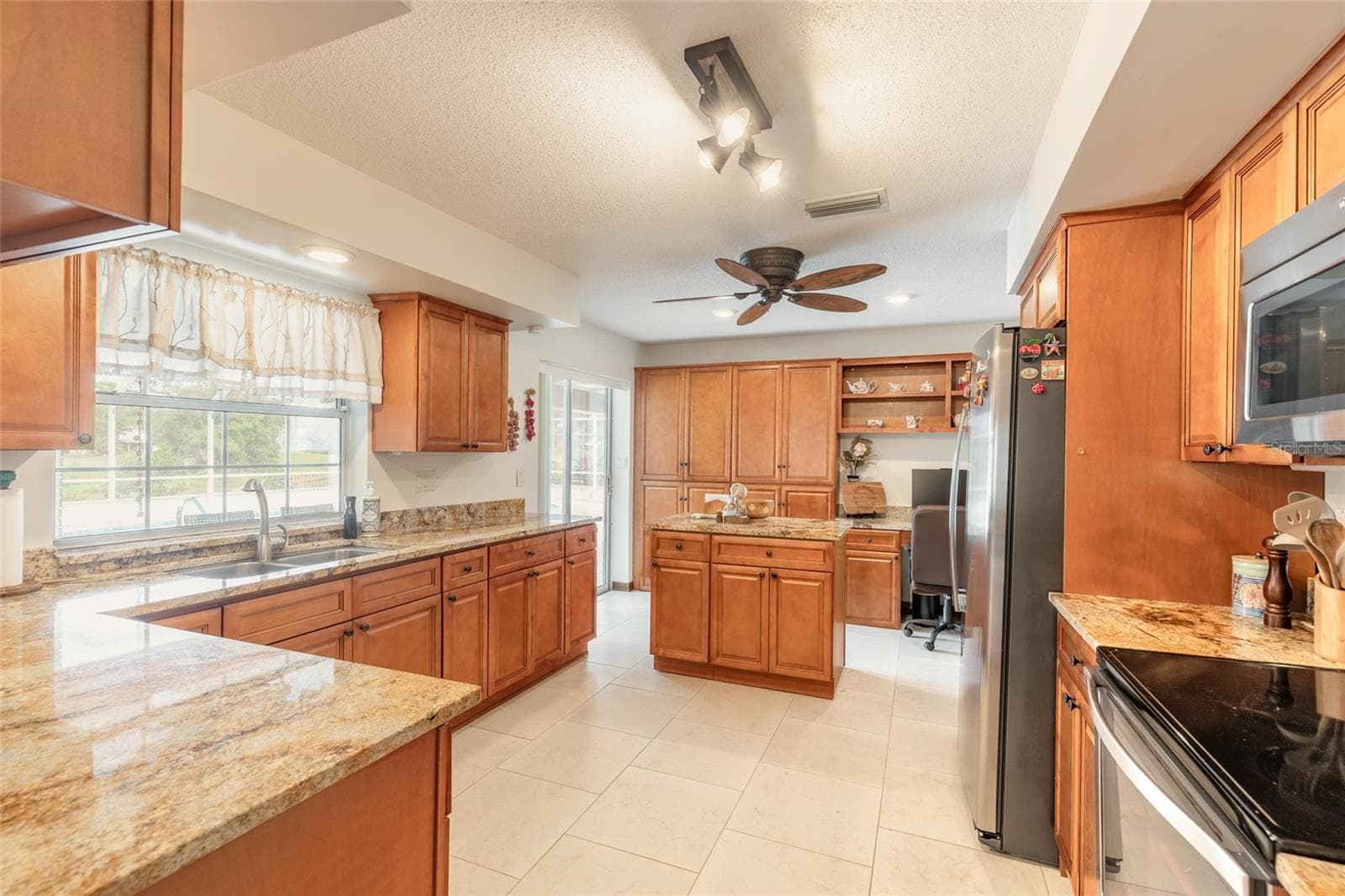 Single Family Residence at 754 PELICAN BAY DR, DAYTONA BEACH, photo 17 of 51