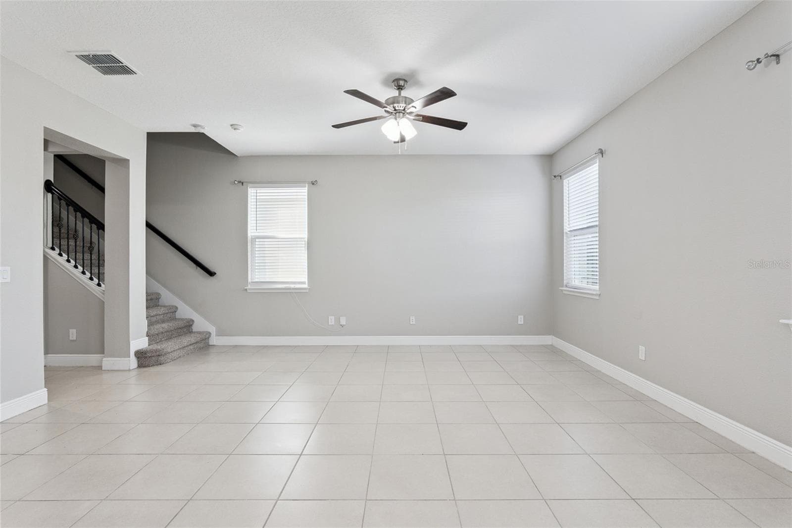 Single Family Residence at 3719 CRAWLEY DOWN LOOP, SANFORD, photo 6 of 43