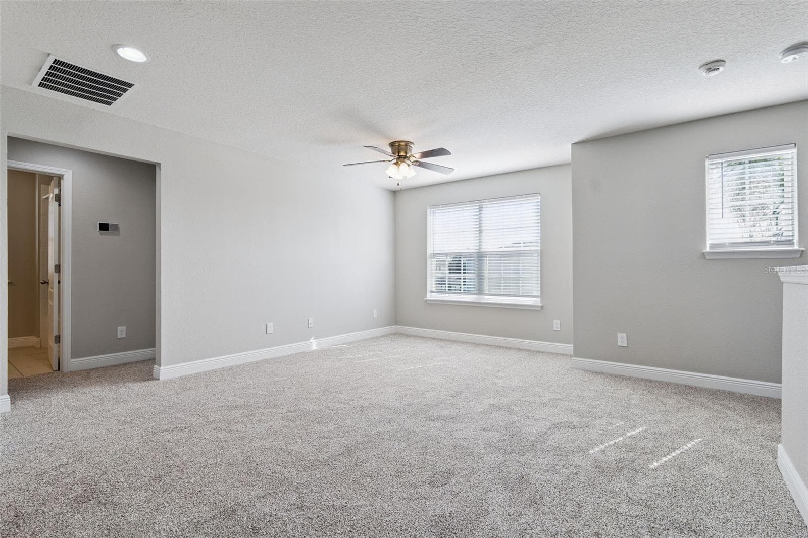 Single Family Residence at 3719 CRAWLEY DOWN LOOP, SANFORD, photo 18 of 43