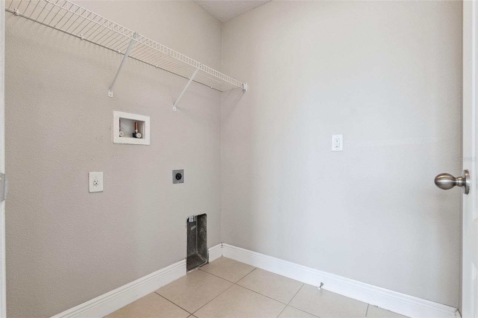 Single Family Residence at 3719 CRAWLEY DOWN LOOP, SANFORD, photo 29 of 43
