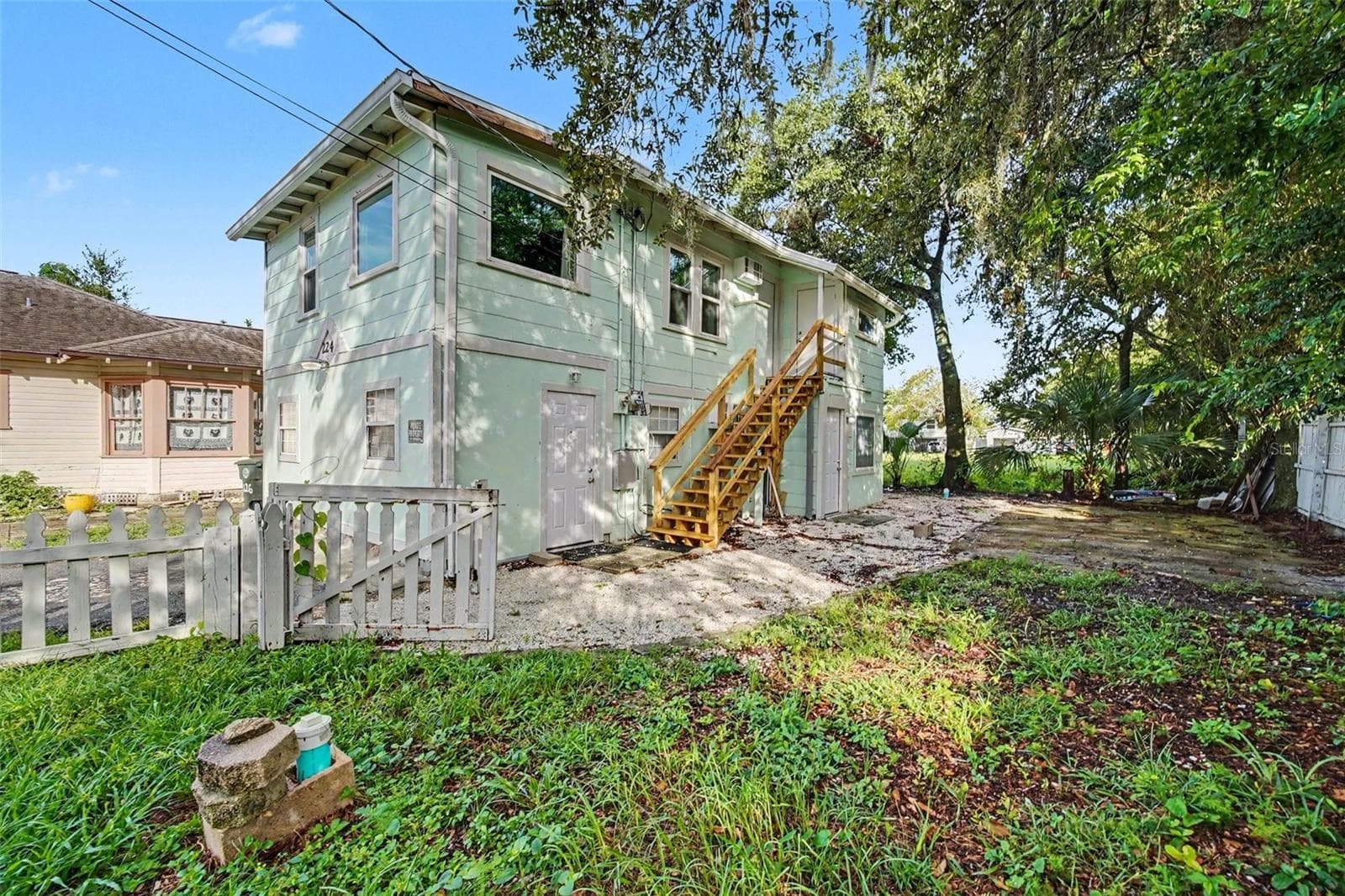 Half Duplex at 224 KINGSTON AVE, DAYTONA BEACH, photo 5 of 35