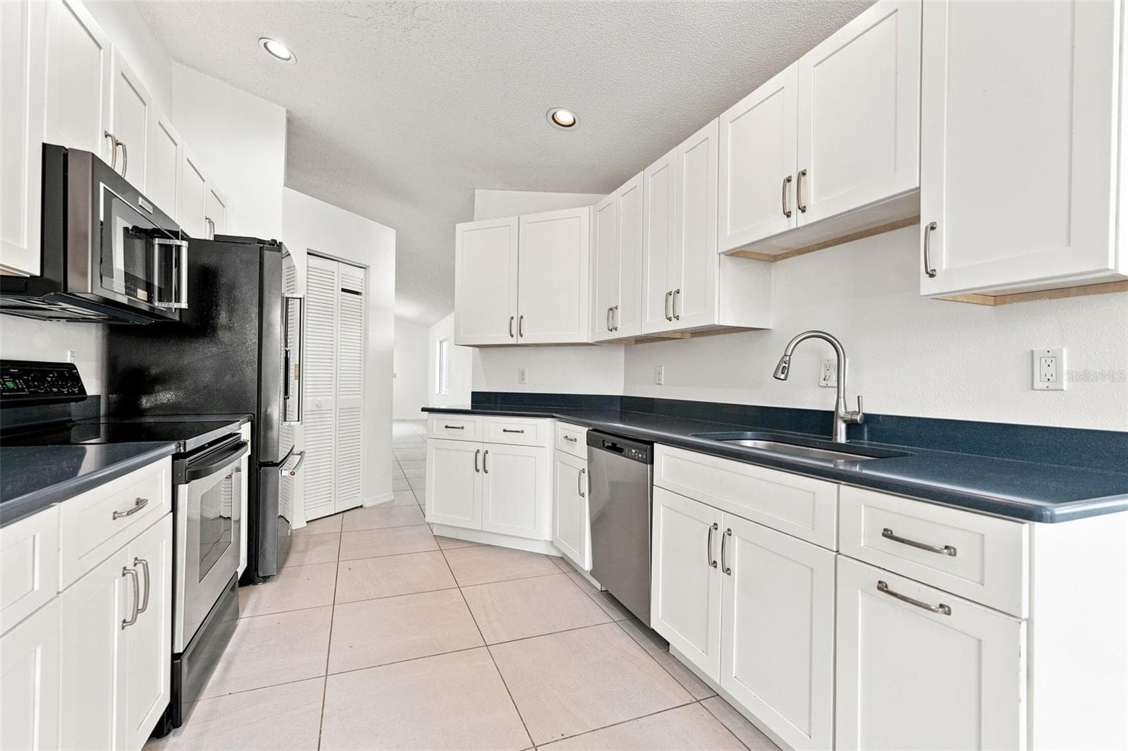 Single Family Residence at 3248 GULF WATCH CT, SARASOTA, photo 14 of 26