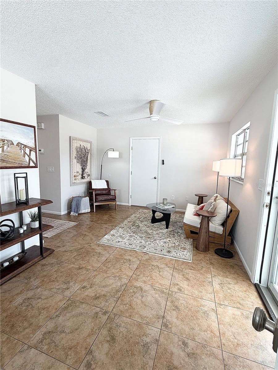 Single Family Residence at 220 CRAWFORD RD, NEW SMYRNA BEACH, photo 6 of 37