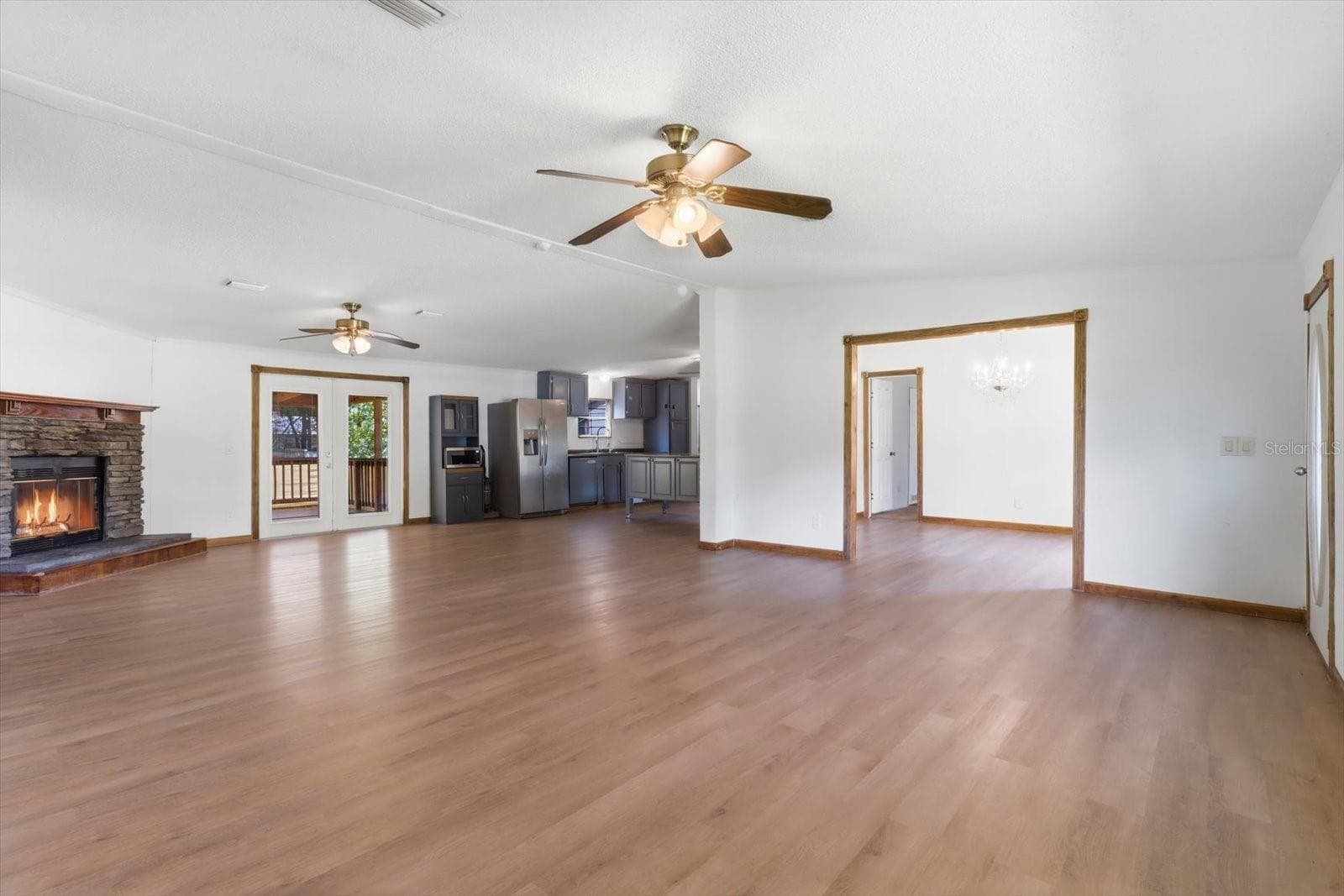 Manufactured Home at 3390 SE 146TH LN, SUMMERFIELD, photo 8 of 48