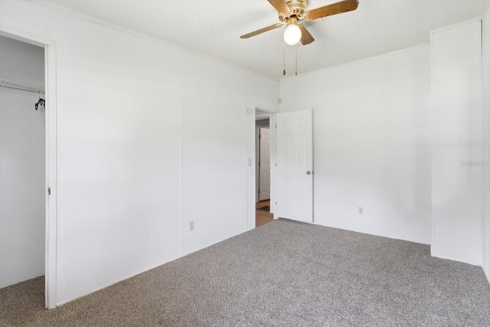 Manufactured Home at 3390 SE 146TH LN, SUMMERFIELD, photo 26 of 48