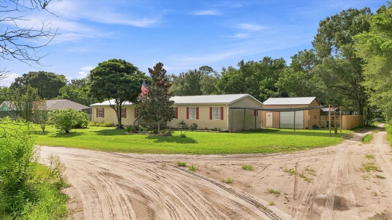 Manufactured Home at 3390 SE 146TH LN, SUMMERFIELD, photo 44 of 48