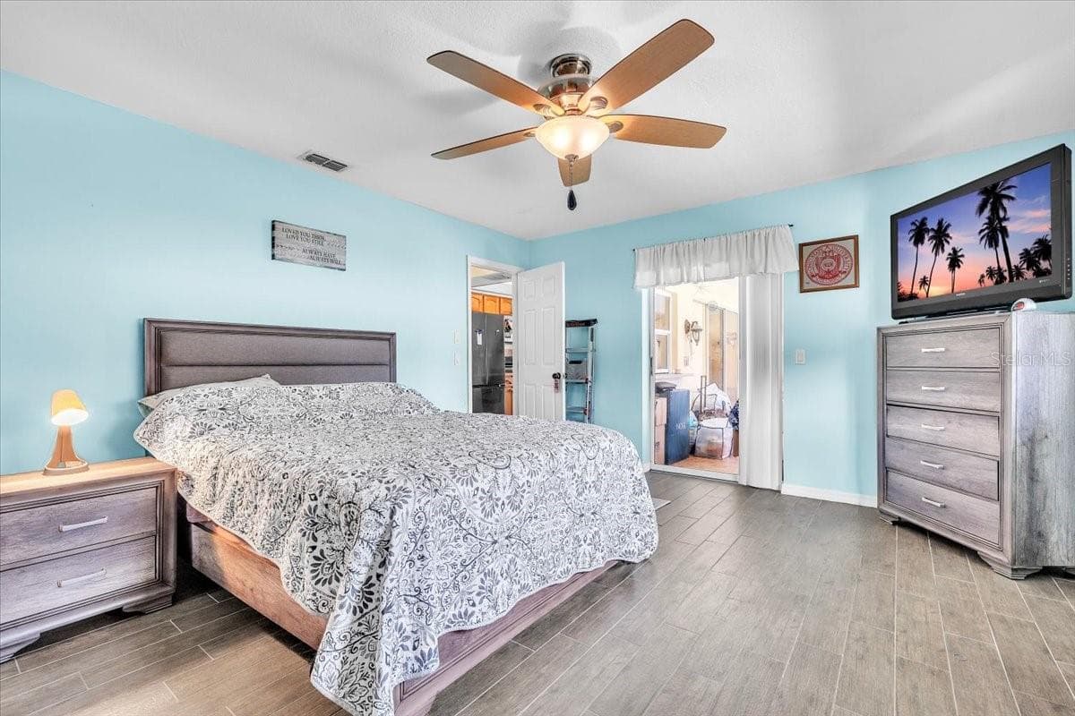 Single Family Residence at 766 SIDNEY TER, PORT CHARLOTTE, photo 14 of 37