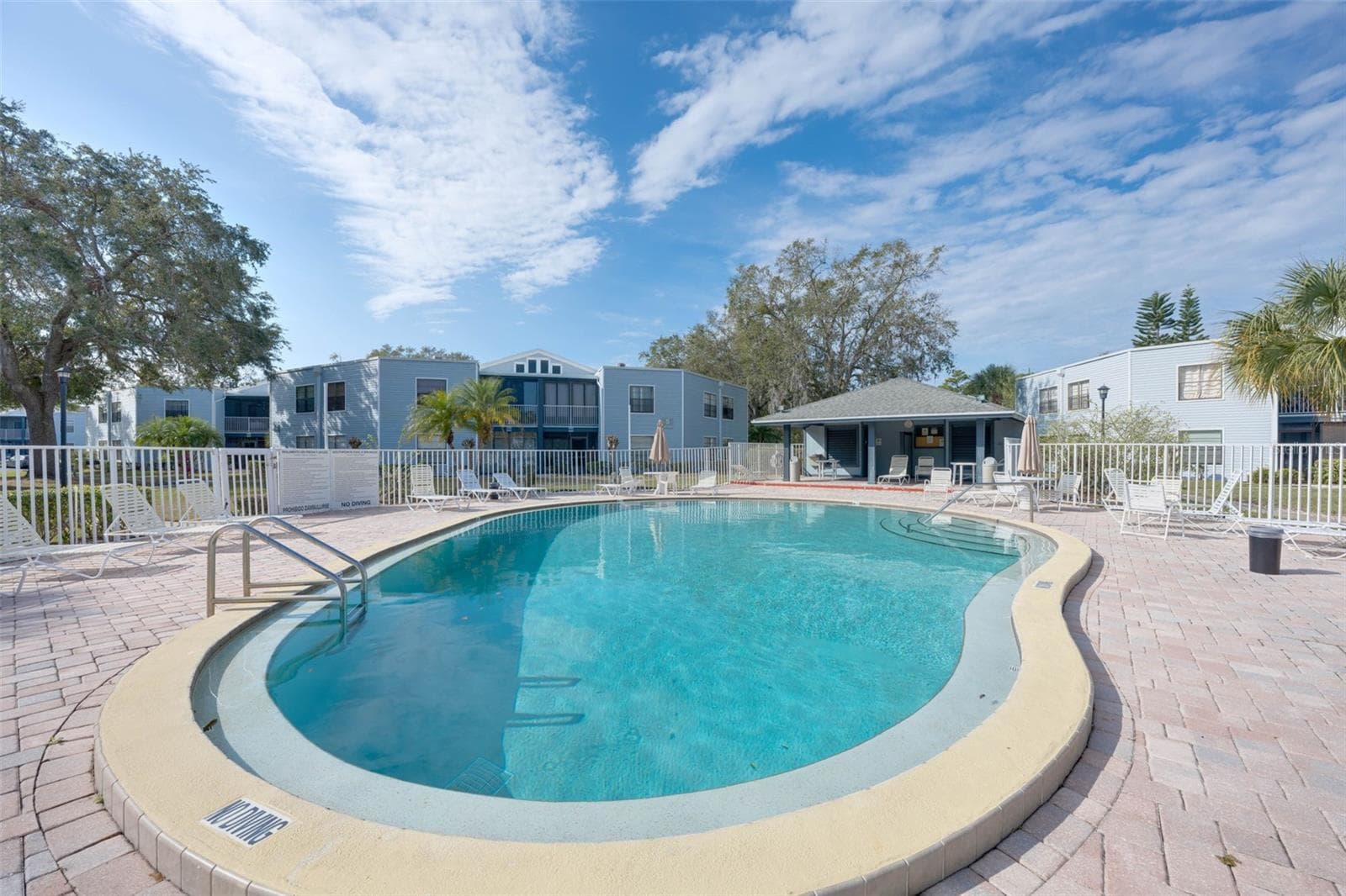 Community pool - 3561 VENTURA CLUB CIR, ORLANDO