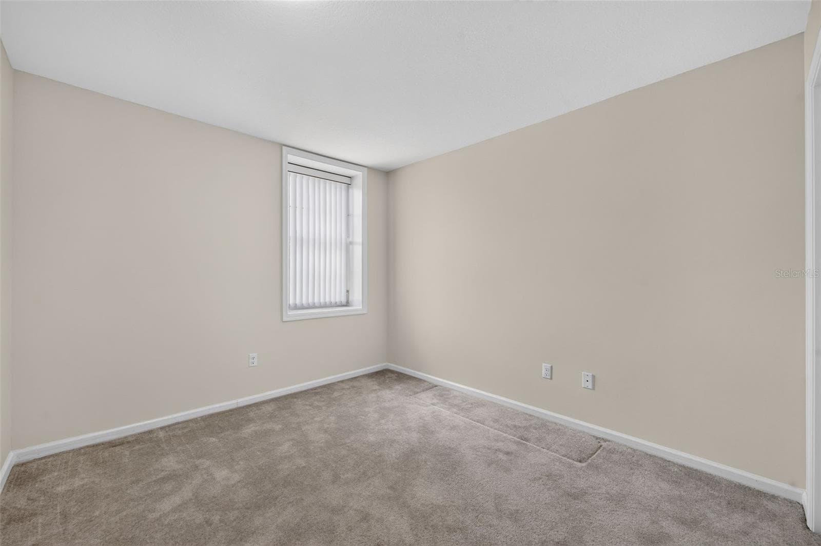 Upstairs bedroom 2 - 3561 VENTURA CLUB CIR, ORLANDO