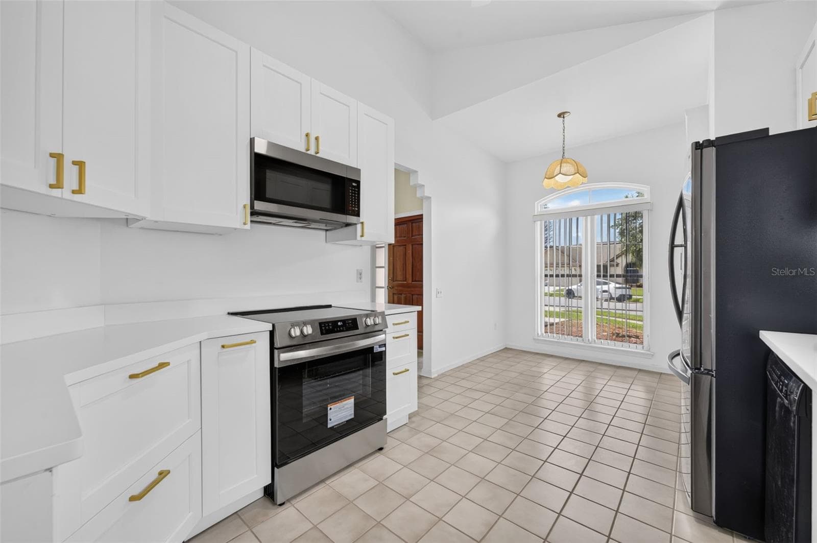 Single Family Residence at 3561 VENTURA CLUB CIR, ORLANDO, photo 14 of 42