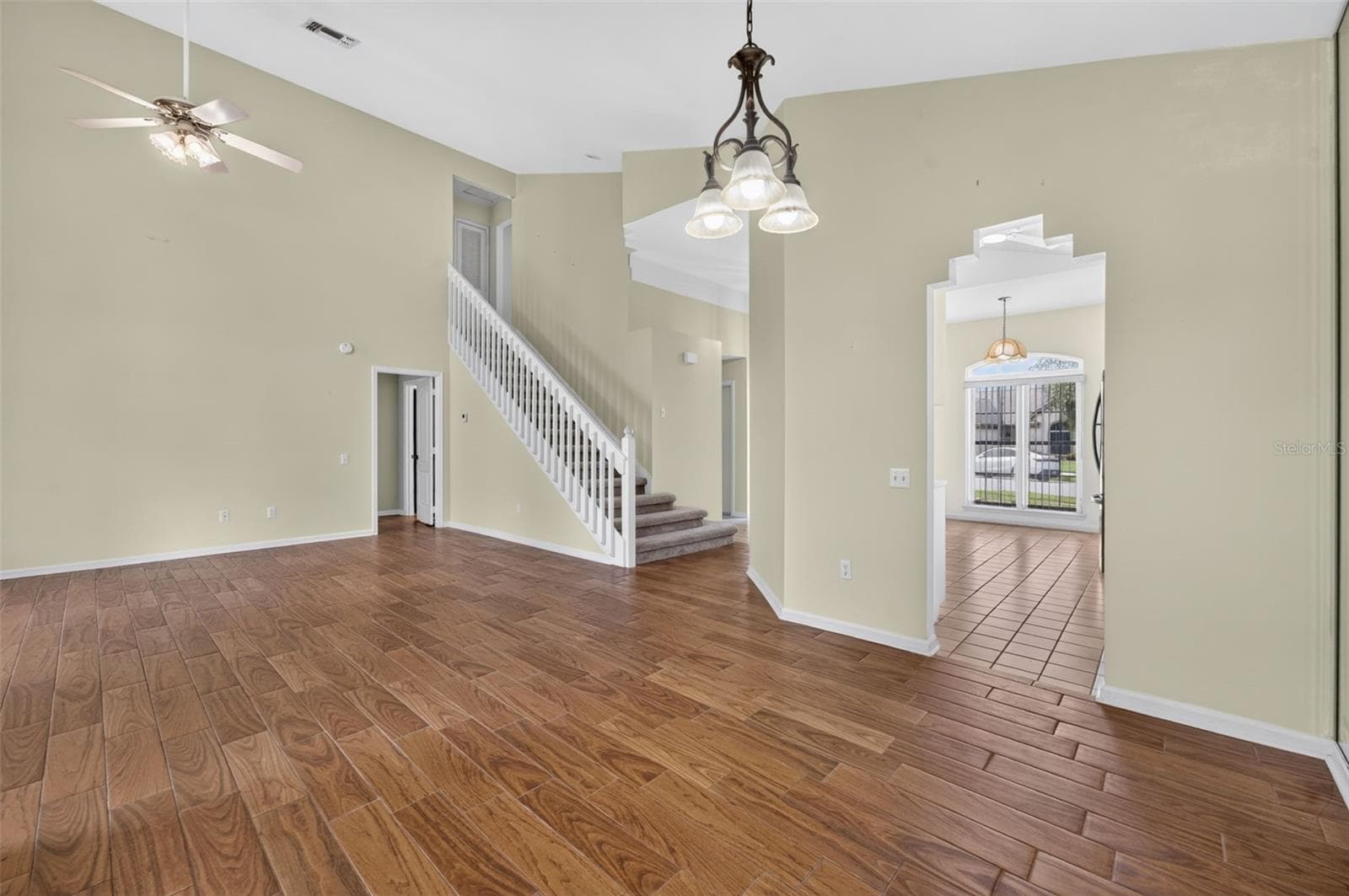 Single Family Residence at 3561 VENTURA CLUB CIR, ORLANDO, photo 10 of 42