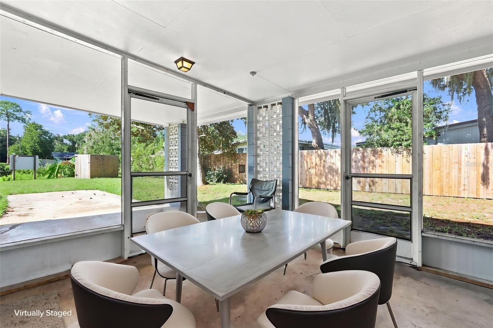 Covered patio - 10345 N HAINES CREEK RD, LEESBURG