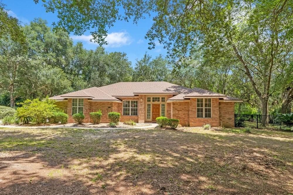 288 CROOKED TREE TRL