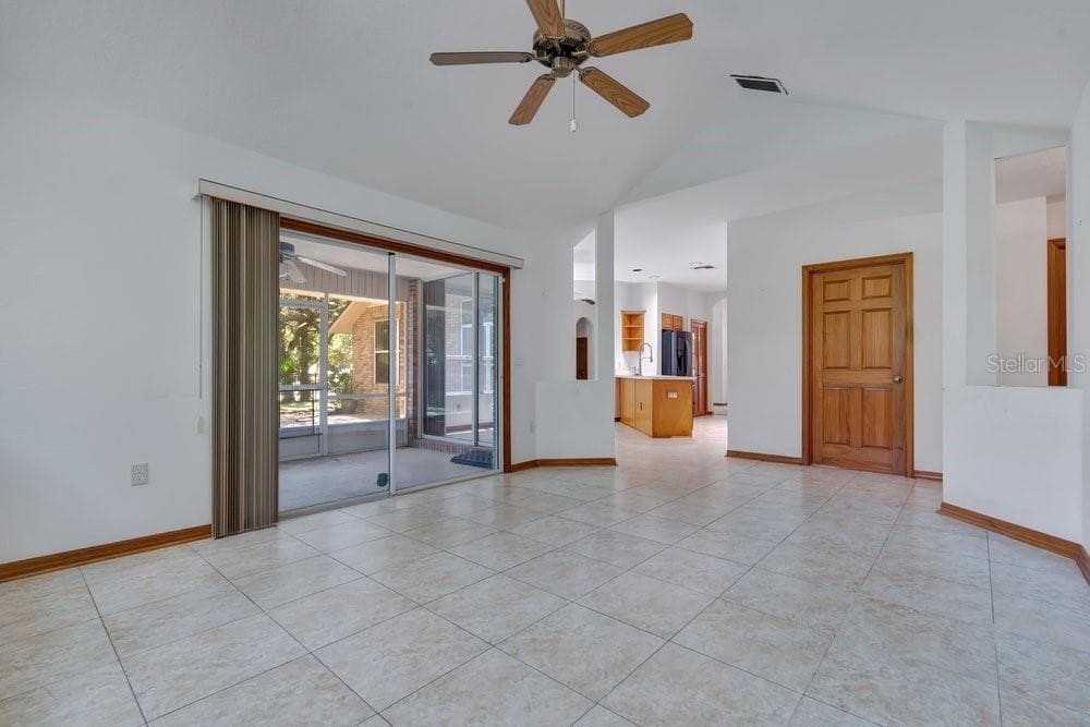 Single Family Residence at 288 CROOKED TREE TRL, DELAND, photo 14 of 36