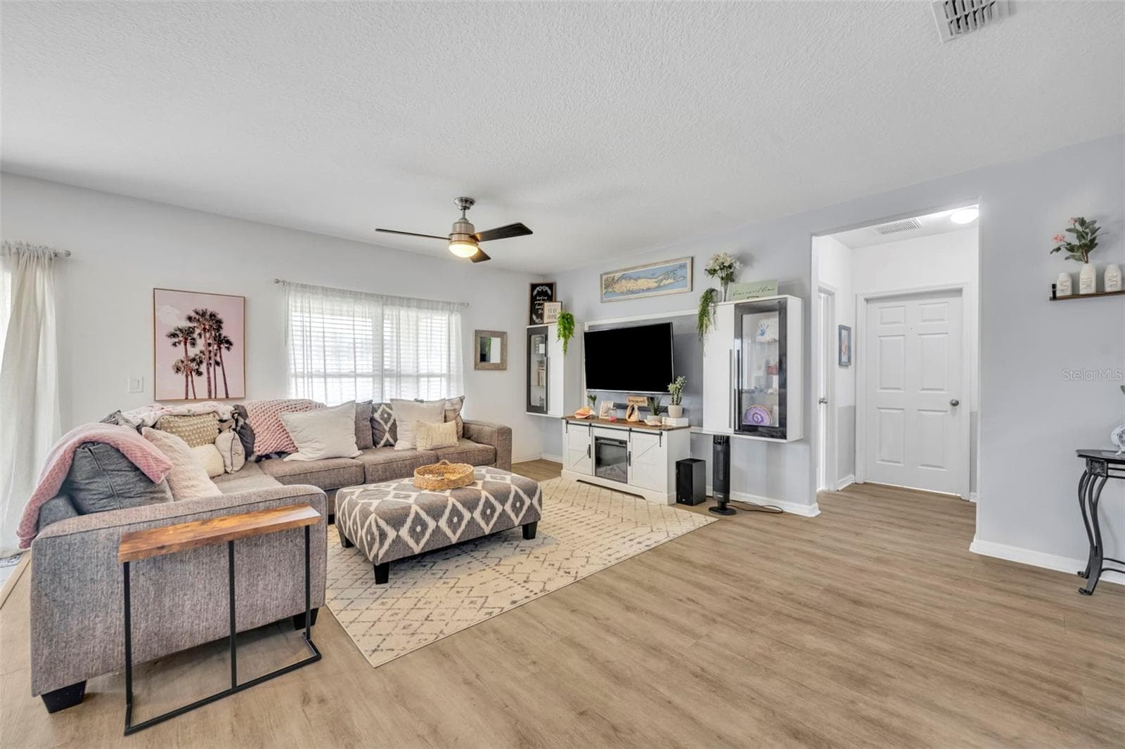 Living Room - 10234 LENOX ST, CLERMONT