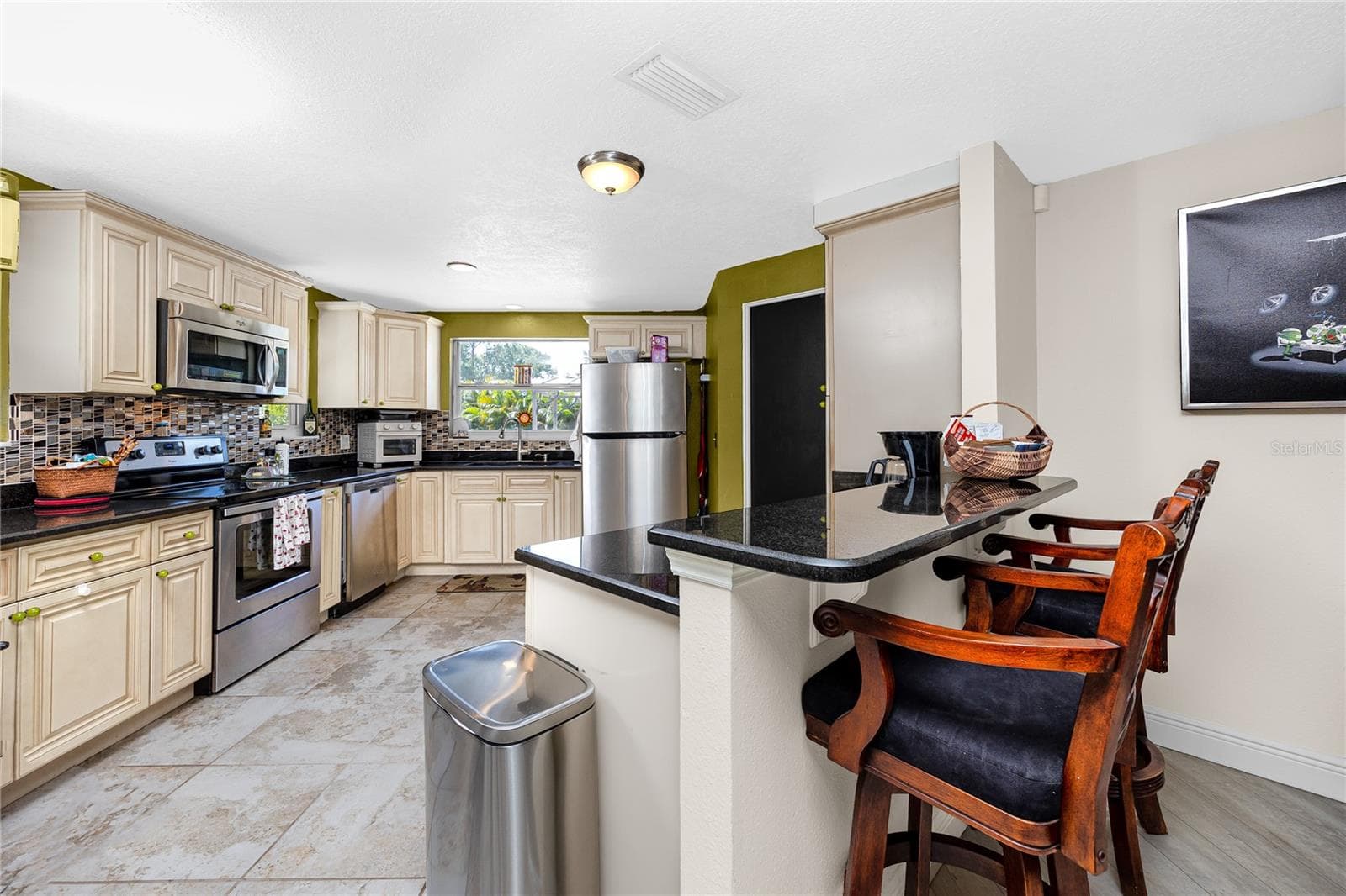 Single Family Residence at 7913 BEASLEY RD, TAMPA, photo 10 of 54