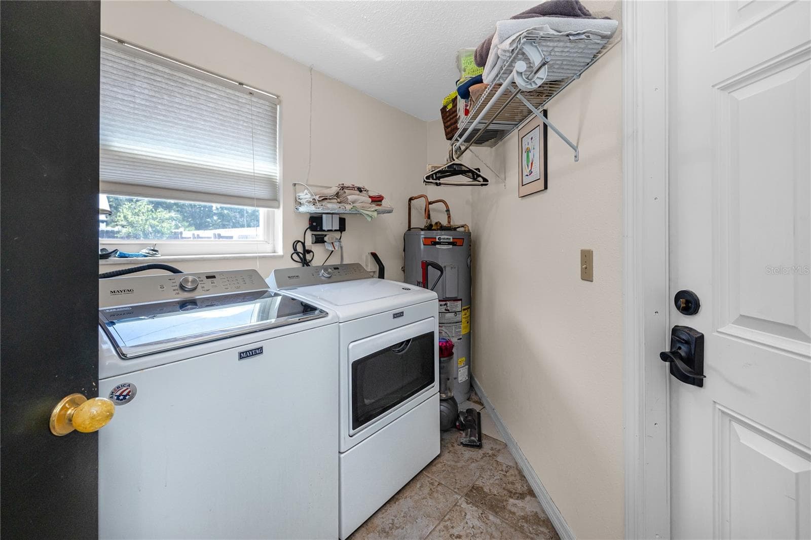 Single Family Residence at 7913 BEASLEY RD, TAMPA, photo 13 of 54