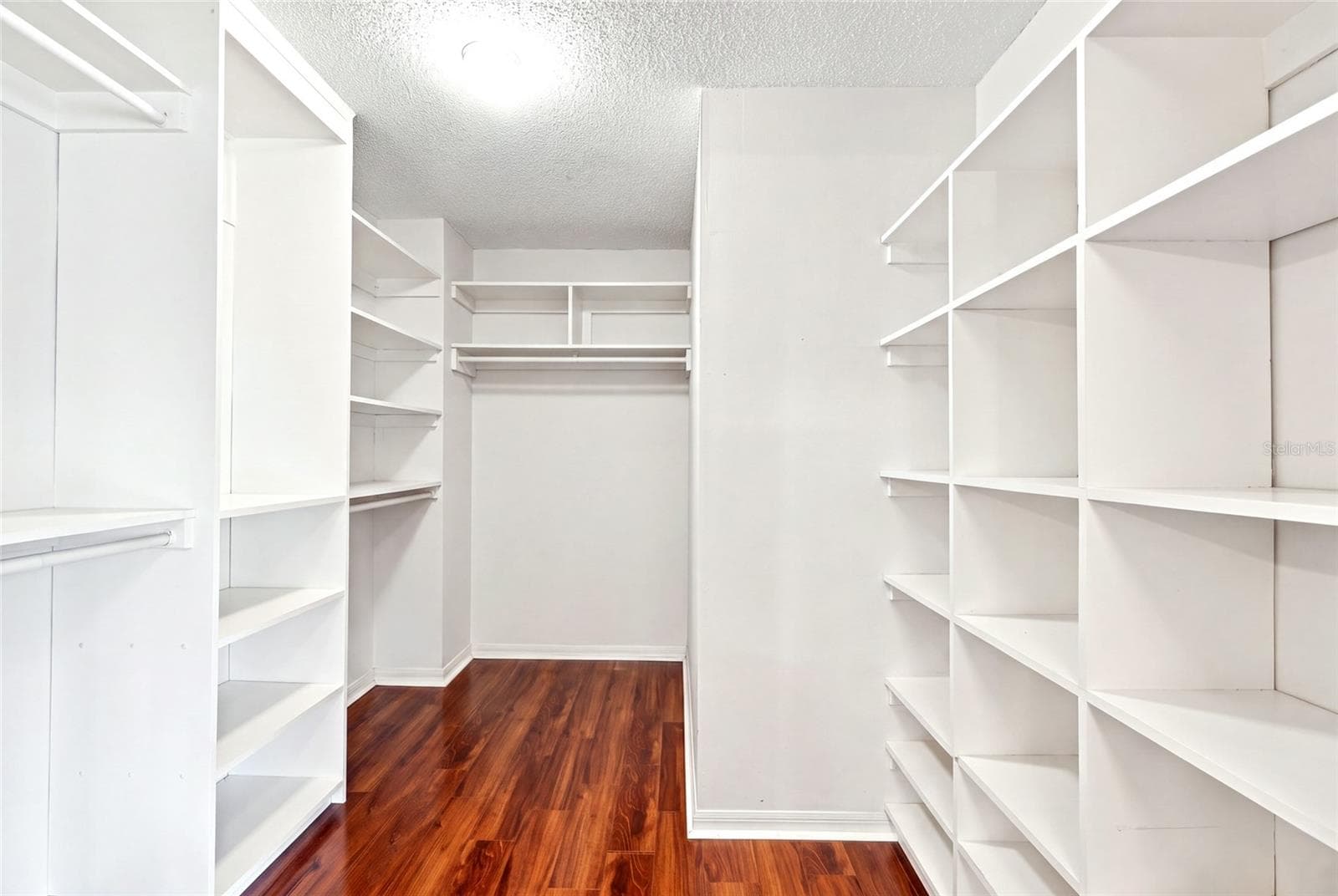 Townhouse at 5104 BAYSHORE BLVD, TAMPA, photo 21 of 40