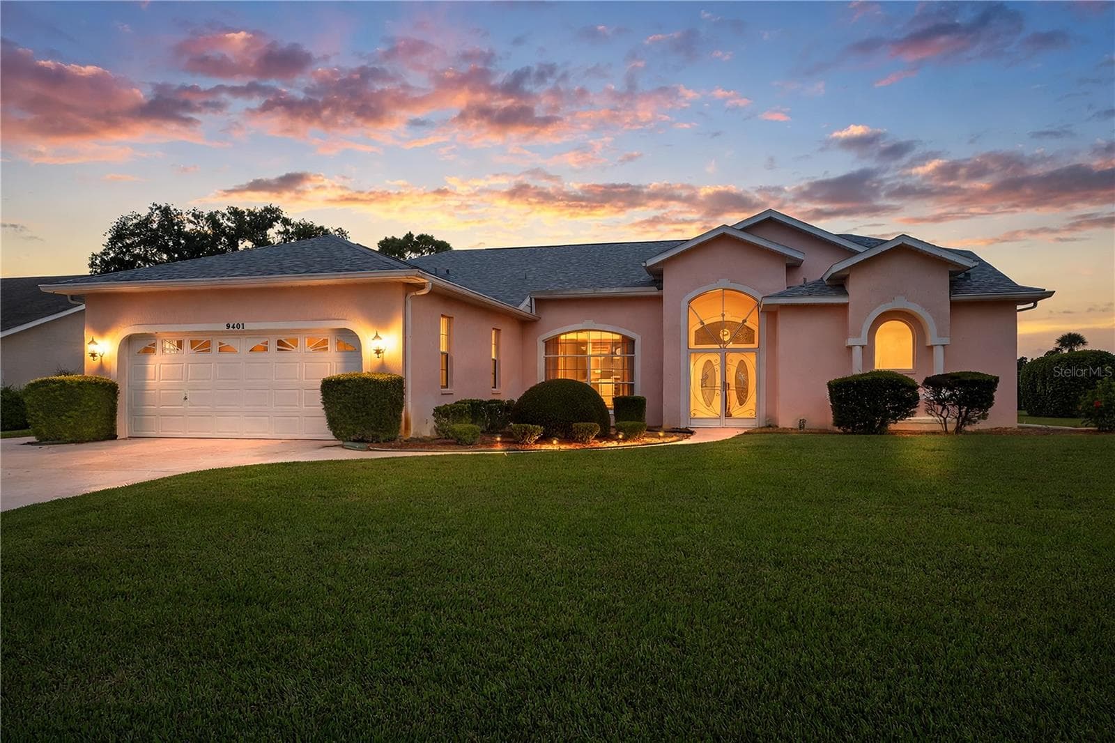 9401 FOX HOLLOW LN