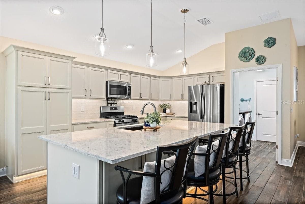 Single Family Residence at 5693 BLANCHARD LN, THE VILLAGES, photo 12 of 53