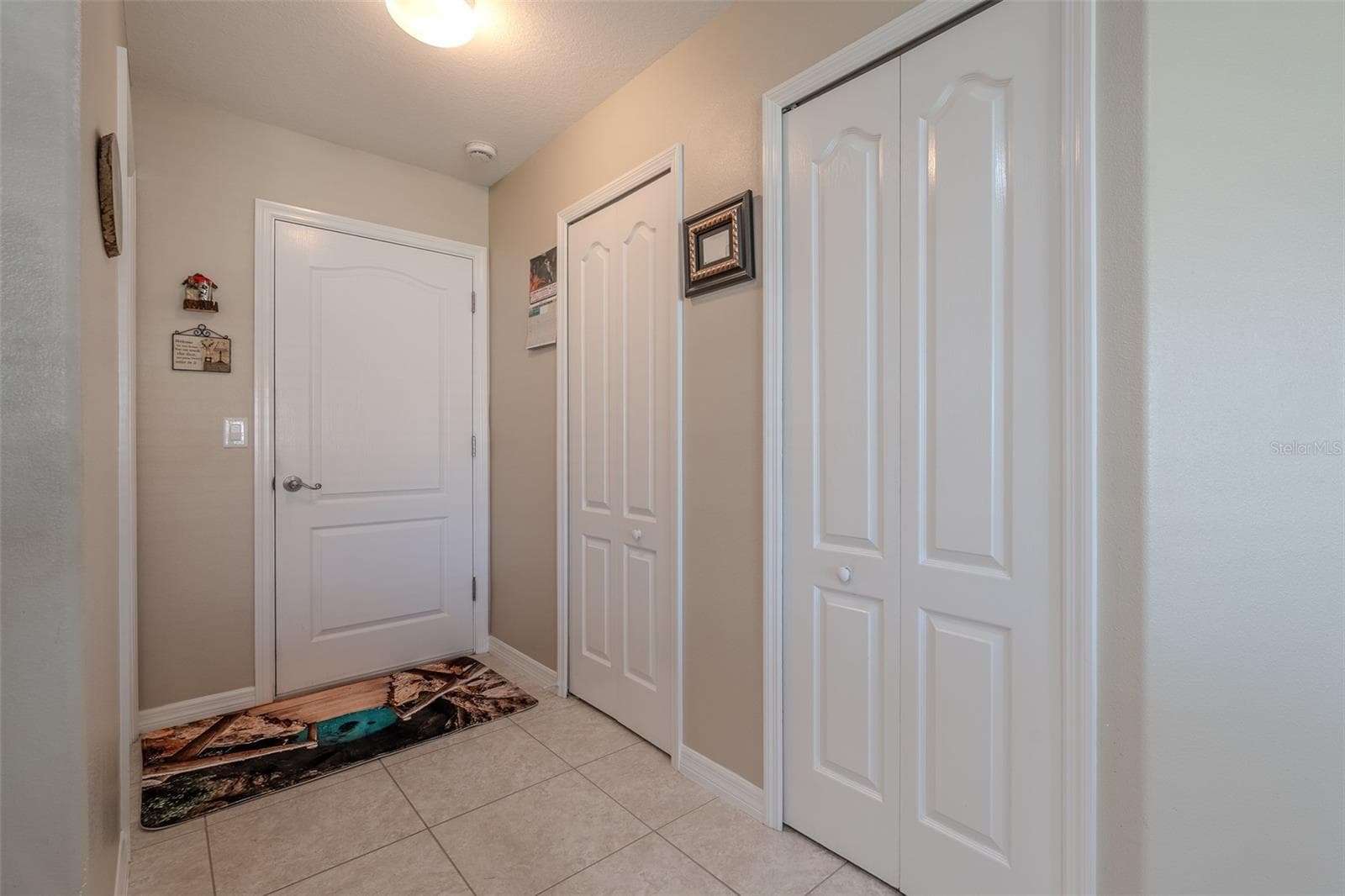 2 Pantries - 16320 SW 13TH TER, OCALA