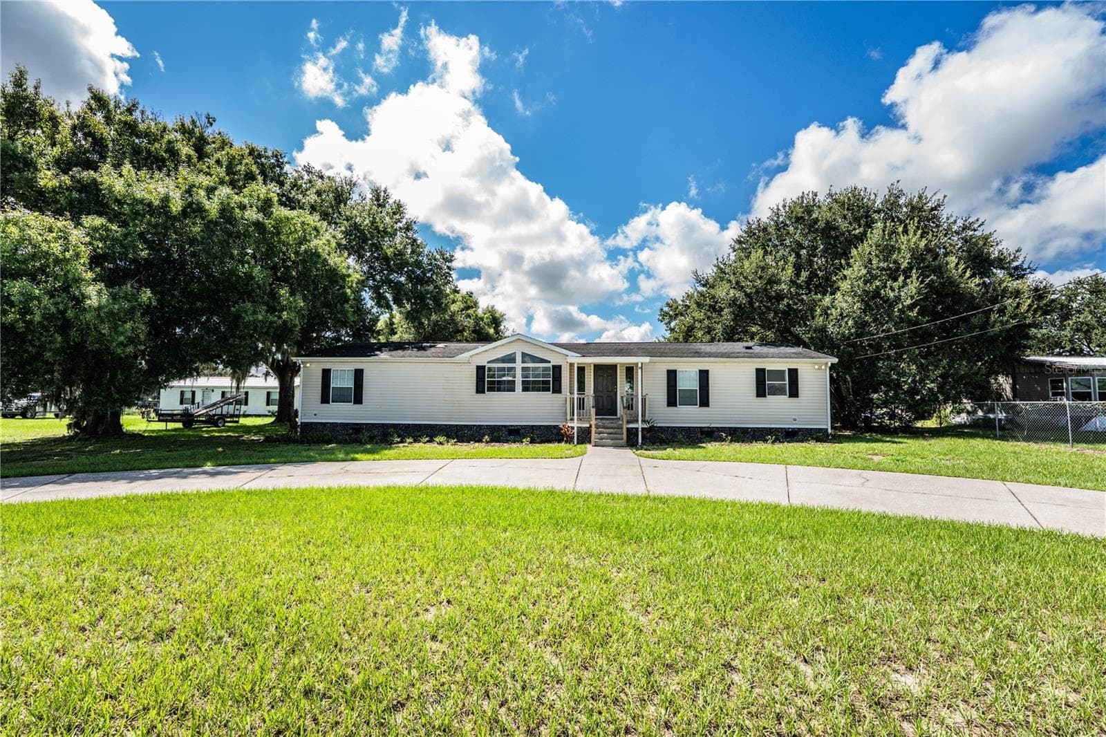 Front of house - 8045 ALTURAS BABSON PARK CUTOFF RD, BARTOW