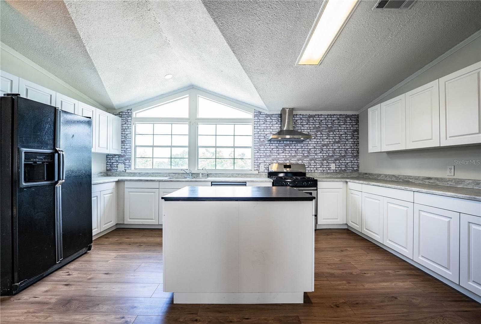 Kitchen - 8045 ALTURAS BABSON PARK CUTOFF RD, BARTOW
