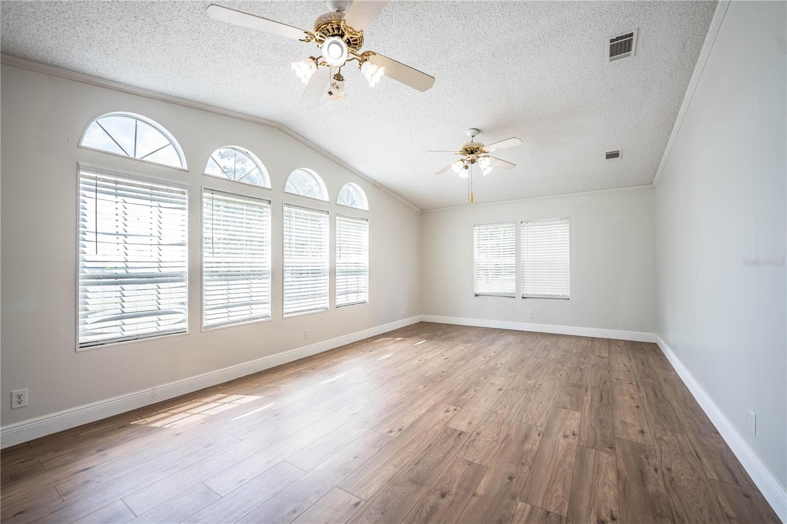 Family Room - 8045 ALTURAS BABSON PARK CUTOFF RD, BARTOW