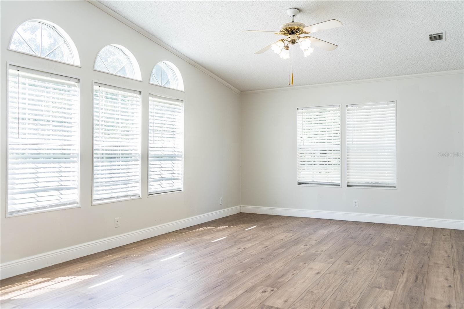 Family Room - 8045 ALTURAS BABSON PARK CUTOFF RD, BARTOW