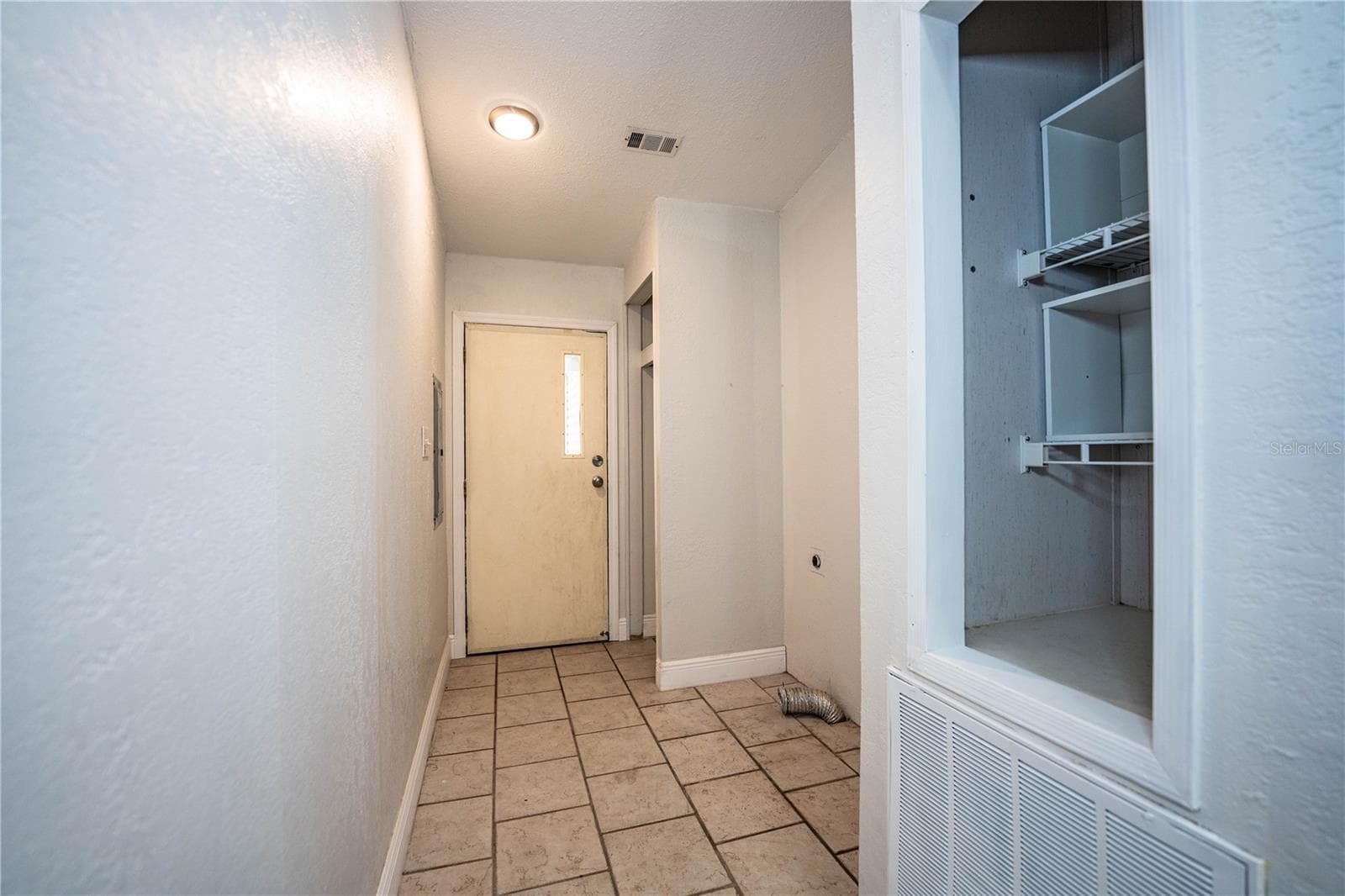 Laundry room - 8045 ALTURAS BABSON PARK CUTOFF RD, BARTOW