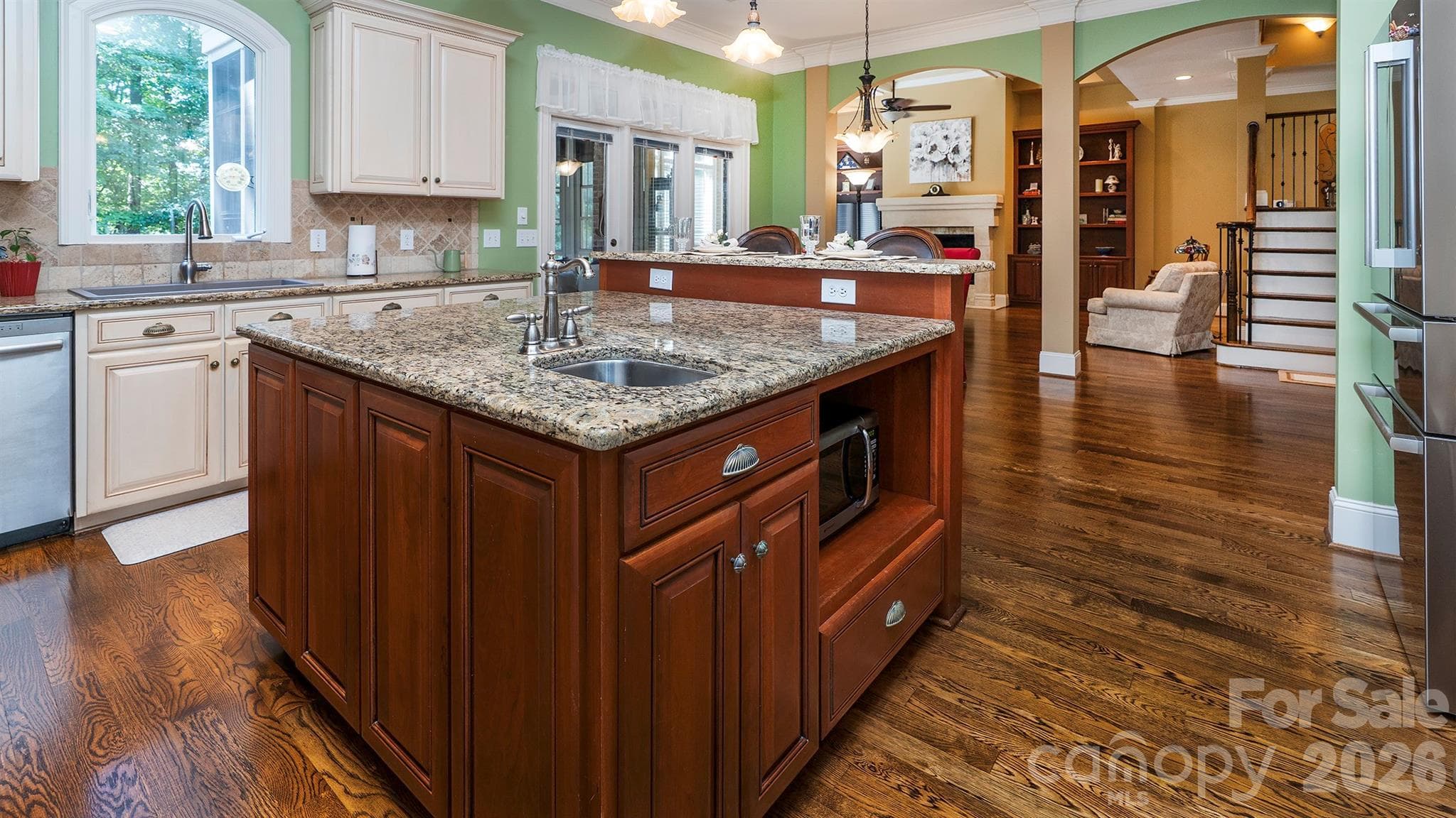 Granite countertops... - 7786 Chapel Creek Drive, Denver