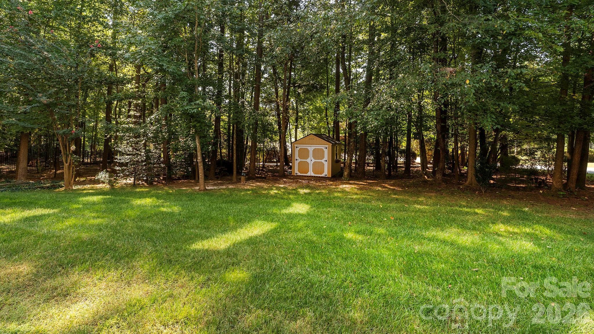 Private yard... - 7786 Chapel Creek Drive, Denver