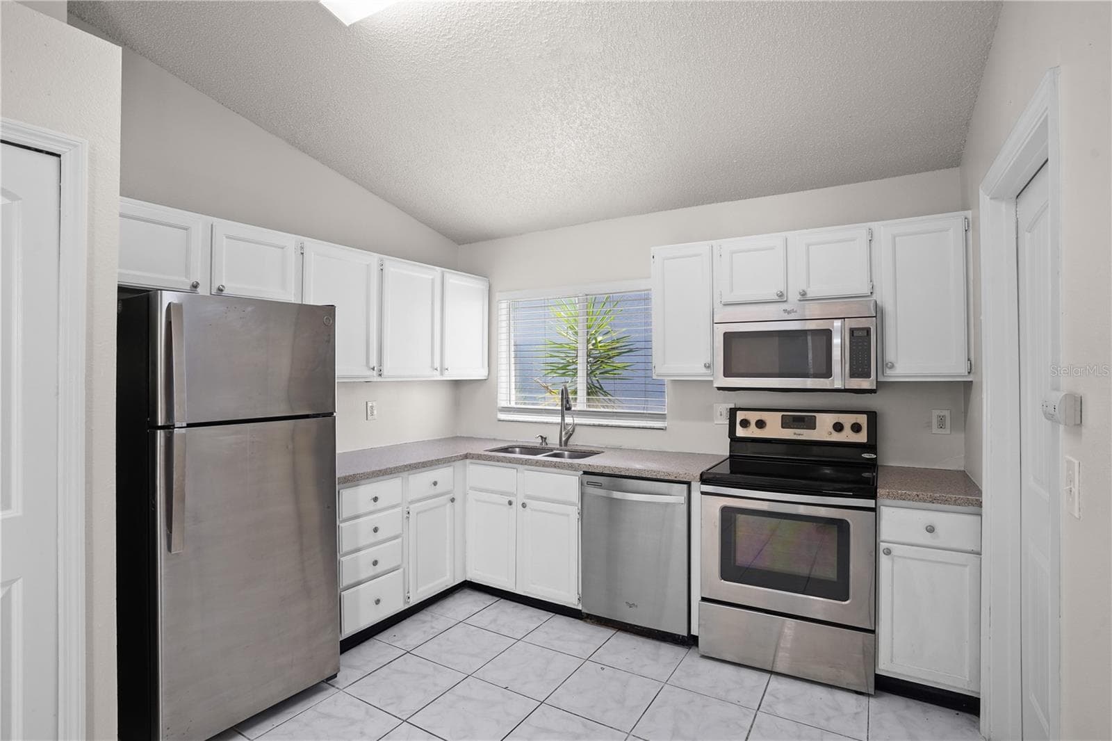 Single Family Residence at 8851 PARLIAMENT CT, KISSIMMEE, photo 12 of 35