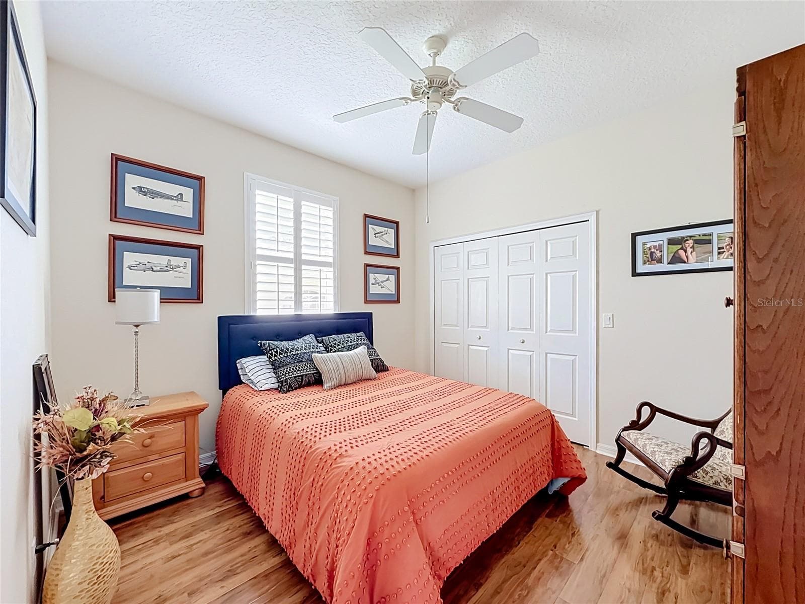 Secondary Bedroom with Laminate Flooring - 5693 GULF STREAM STREET, TAVARES