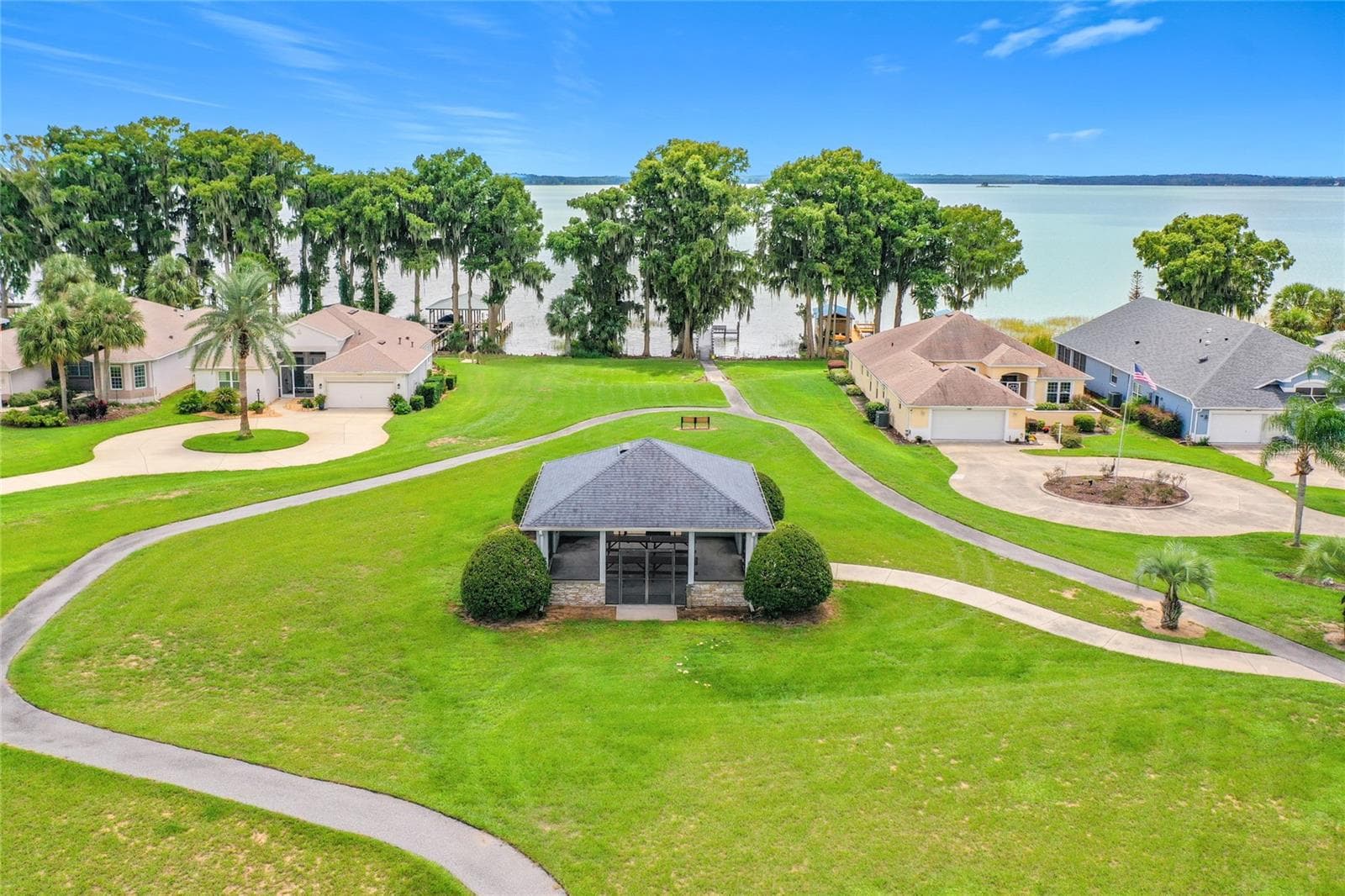 Lakefront pavilion. - 5693 GULF STREAM STREET, TAVARES