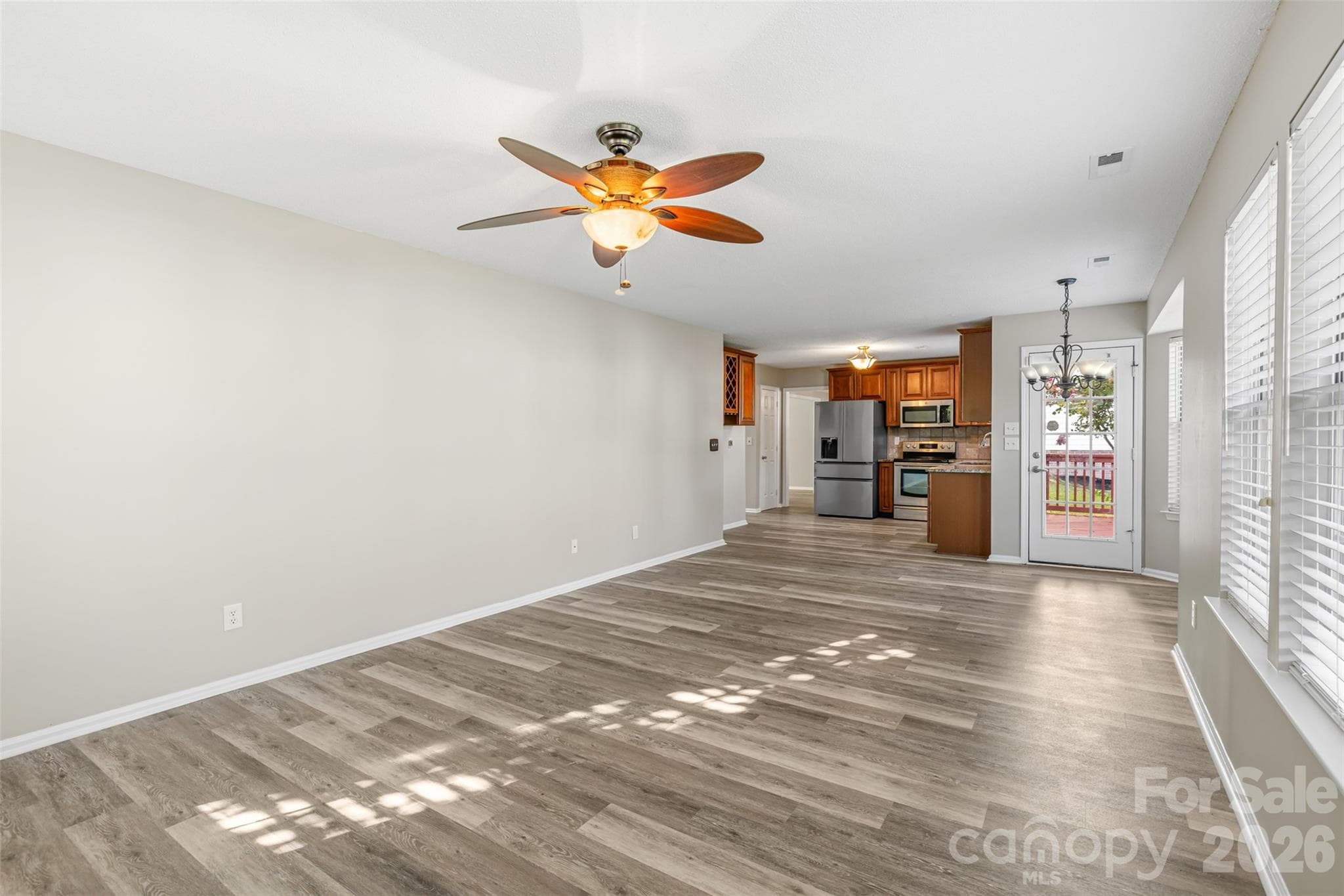 Single Family Residence at 6102 Tesh Court, Charlotte, photo 7 of 45