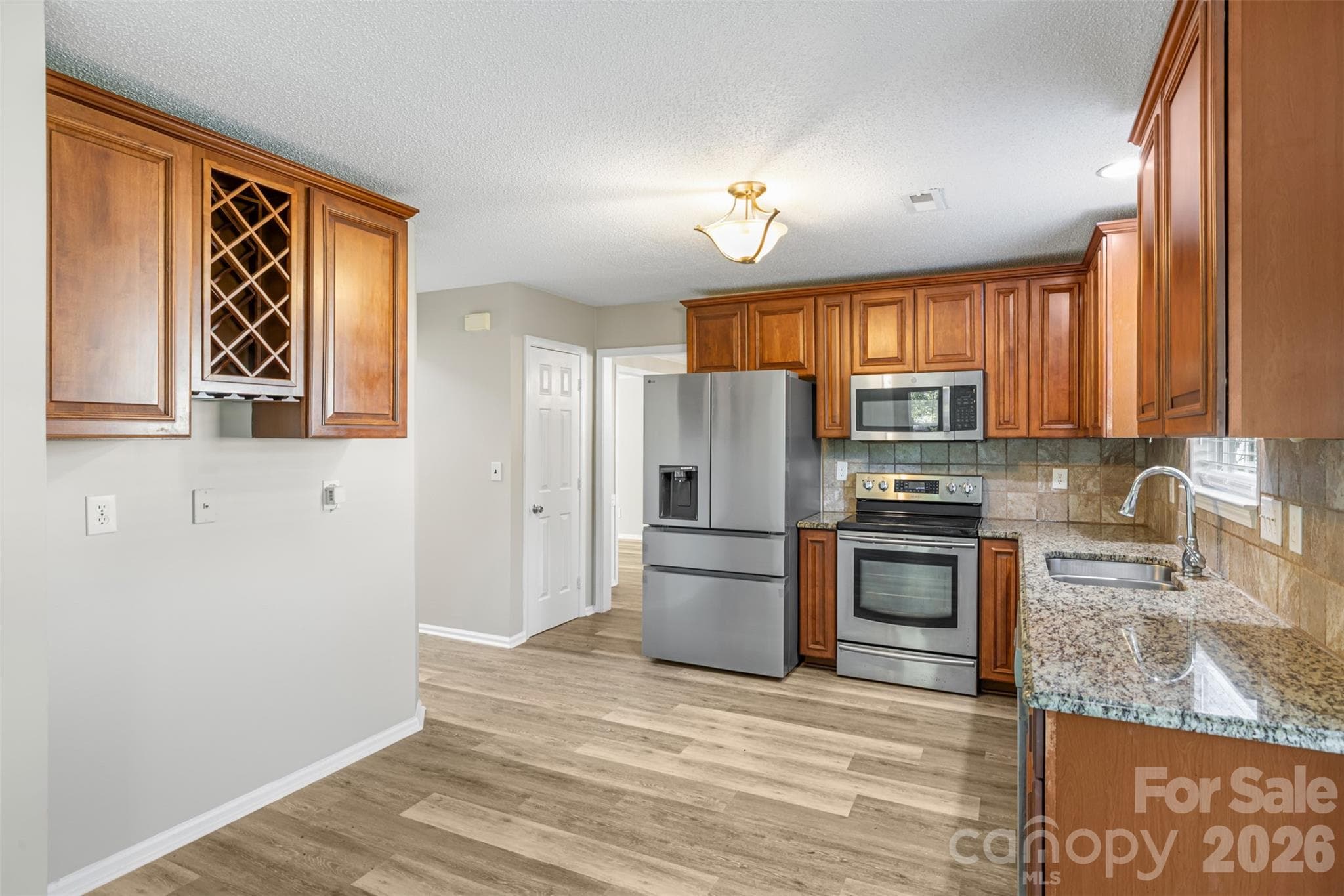 Single Family Residence at 6102 Tesh Court, Charlotte, photo 10 of 45