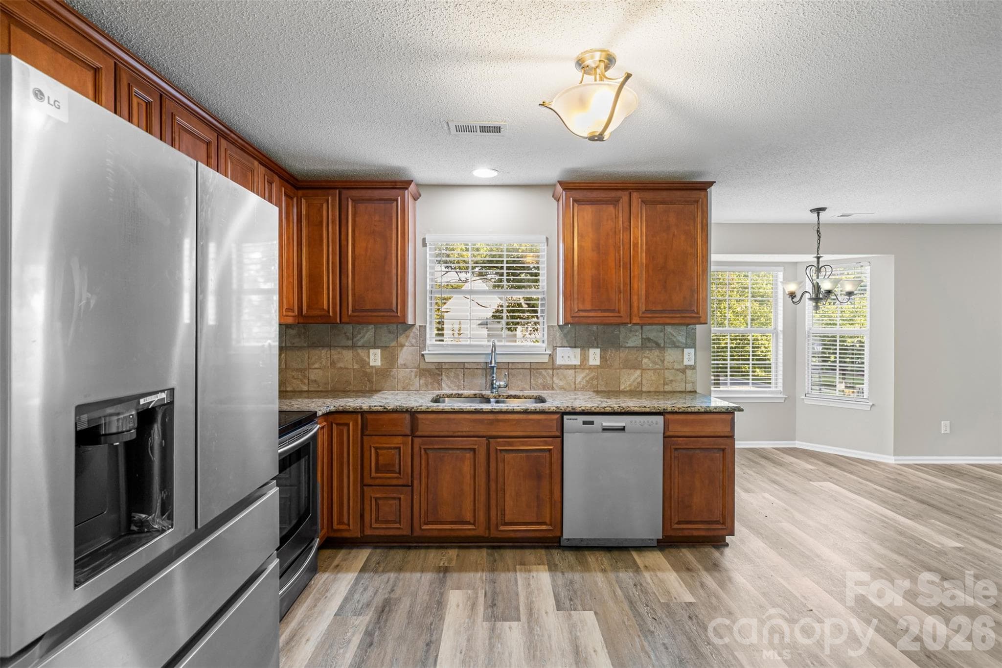 Single Family Residence at 6102 Tesh Court, Charlotte, photo 11 of 45