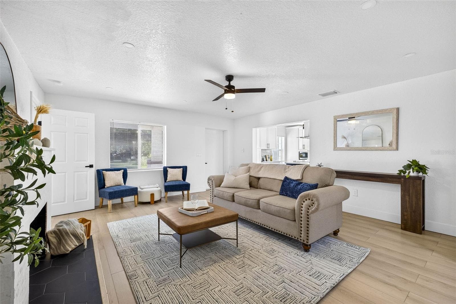Single Family Residence at 1407 E NORTH BAY ST, TAMPA, photo 9 of 48