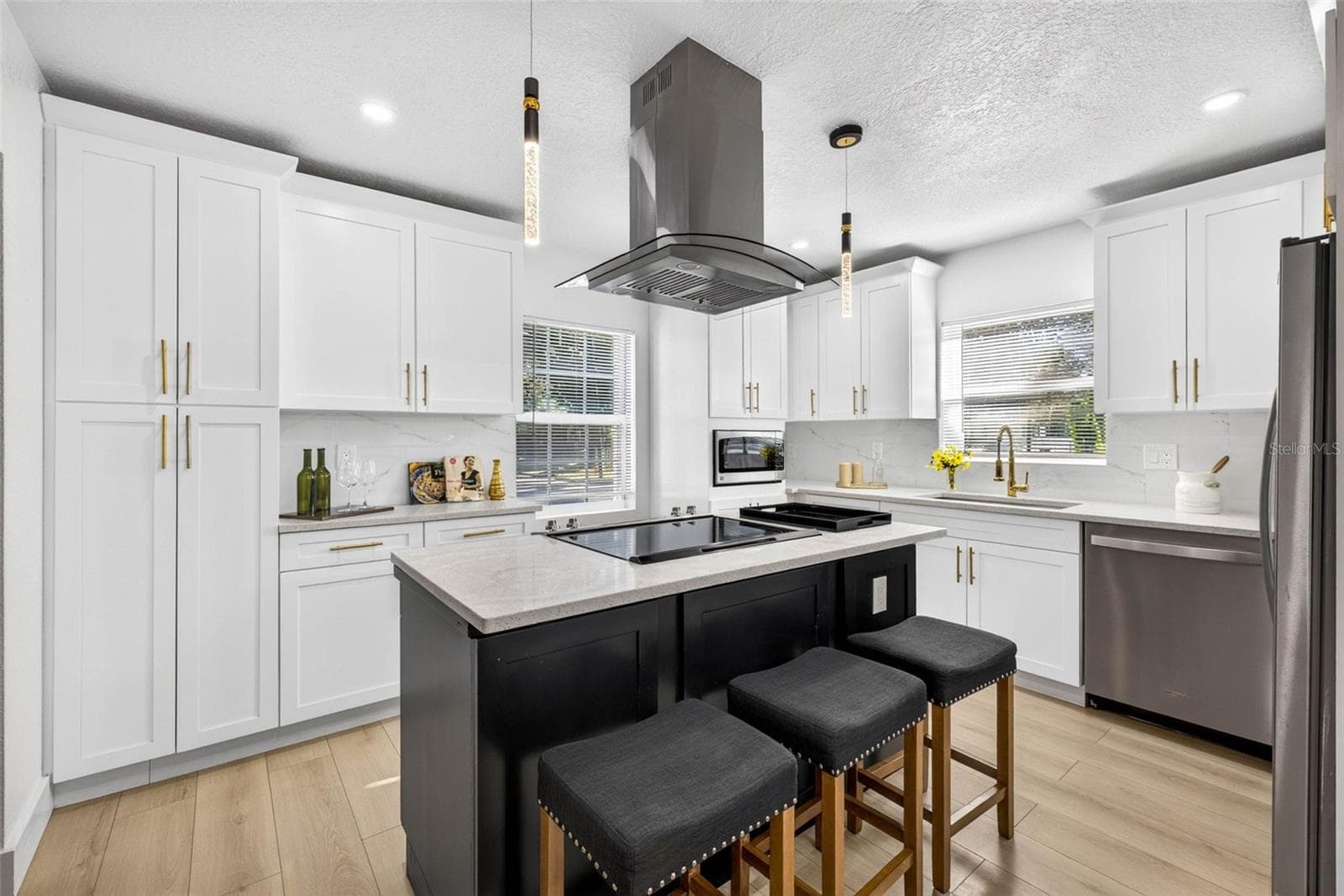 Single Family Residence at 1407 E NORTH BAY ST, TAMPA, photo 12 of 48