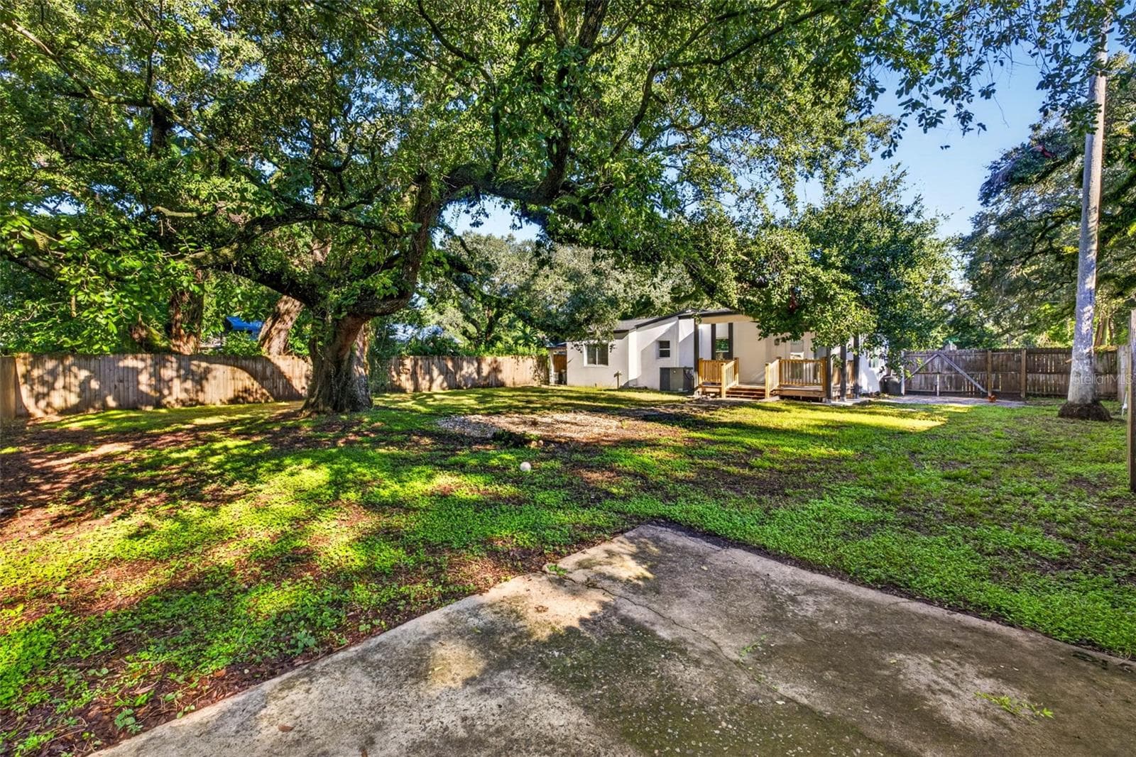 Single Family Residence at 1407 E NORTH BAY ST, TAMPA, photo 47 of 48